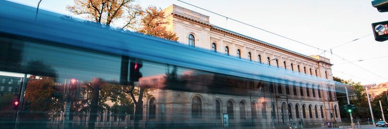 Infrastrukturen sind potenzielle Angriffsziele – und müssen daher gesichert werden Infrastrukturen sind potenzielle Angriffsziele – und müssen daher gesichert werden