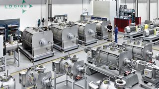 An einen westafrikanischen Lebensmittelhersteller wurden 18 Mischer des Typs FKM geliefert. (Lödige)