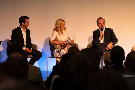 Thomas King, CTO DE-CIX, erklärt die Besonderheiten des Alpsix.(Bild:  Caroline Knauder)