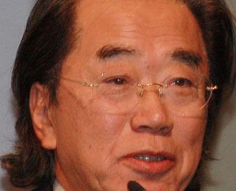 Minoru Tominaga vom JIT Management Institut hielt einen Vortarg über Kundenbegeisterung als Erfolgsstrategie und verglich dabei auch die japanische Dienstleistungsmentalität mit der deutschen. Bild: Itasse (Archiv: Vogel Business Media)