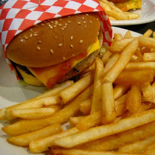 A new study shows that fast-food consumption is linked to liver disease. A new study shows that fast-food consumption is linked to liver disease.