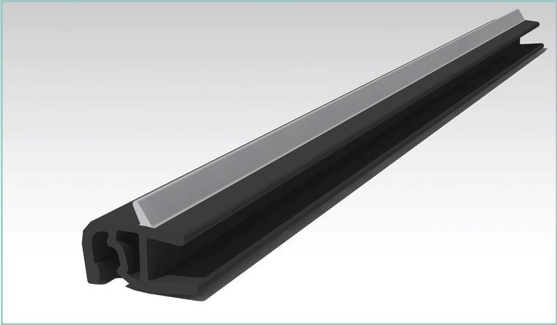 Scheibeneinfassprofil mit Dichtlippe. Aufgrund der Co-Extrusion wird die Profilmontage verweinfacht. Bild: SLS Kunststoffverarbeitung (Archiv: Vogel Business Media)