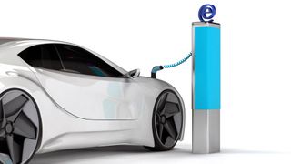 Autohersteller steigen zunehmend auf Hochvoltsysteme mit 800 V und mehr um. SiC-Halbleiter spielen dabei eine wichtige Rolle  sowohl in E-Autos als auch in der Ladeinfrastruktur.  (Bild: Clipdealer)