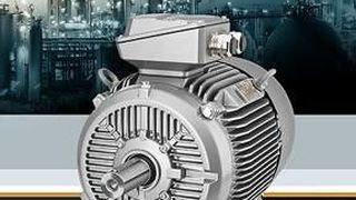 Aufgrund ihrer robusten Ausführung in Grauguss sind die neuen Simotics-XP-Motoren der 1MB1-Baureihe von Siemens vor allem in den aggressiven Umgebungen der Chemie-, Pharma-, Öl- und Gasindustrie besonders zuverlässig. (Bild: Siemens)