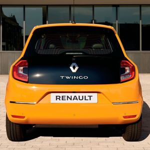 (Renault)