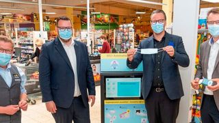 Ein erster Prototyp des "Harting Prevent" wurde im E-Center Hartmann im ostwestfälischen Stemwede-Levern aufgestellt.  (Bild: Harting)