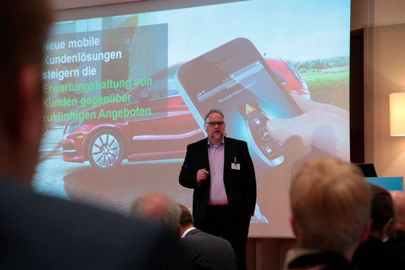 Die Eröffnungs-Keynote hielt Pascal Matzke von Forrester, ... (Bild: Vogel IT-Akademie)