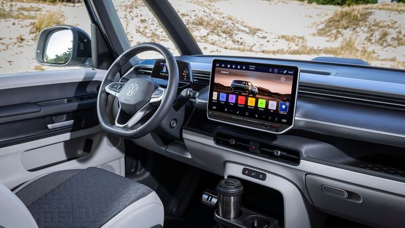 Ein speziell fürs Campen entwickelter California-Modus ermöglicht unter anderem die gezielte Anpassung von Licht- und Komfortfunktionen. (Bild: VW)