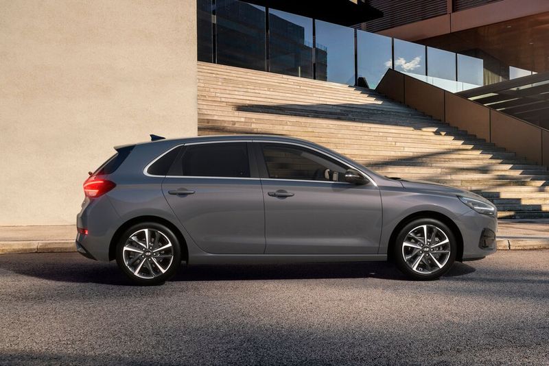 The i30 offers a classic compact format without crossover pretensions. (Image:Hyundai)