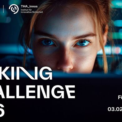 Auch 2026 können Schülerinnen und Schüler als White Hats wieder zeigen, was sie in Sachen Mathematik, Kryptographie, Logik und Programmierung drauf haben. (Bild: Technische Hochschule Augsburg)