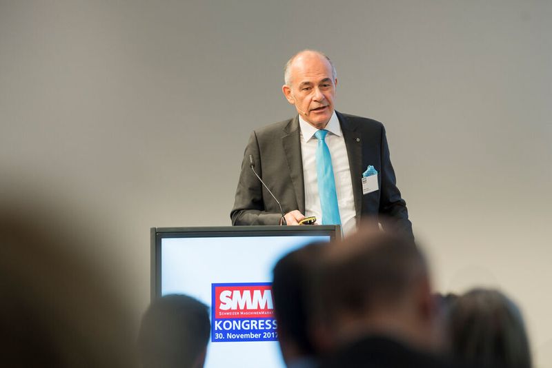 Stefan Zatti, Otto Hofstetter AG zeigte auf, dass auch KMU mit der richtigen Strategie global erfolreich agieren können. Für die Otto Hofstetter AG gehört dazu die Stärkung der Marke und das Eingehen strategisch wichtiger Partnerschaften. (Thomas Entzeroth)