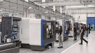 Danobat ist auf die Entwicklung innovativer Maschinen wie Präzisionsschleifmaschinen, Drehmaschinen und Robotersysteme spezialisiert. (Bild: Alex Abril / Danobat)