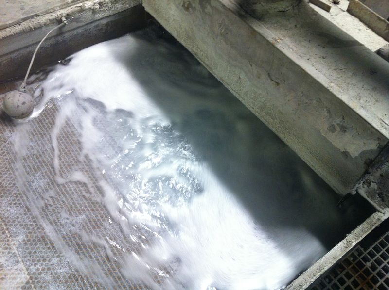 Die Sole wird im Filter von Verunreinigungen befreit.  (Bild: PROCESS)