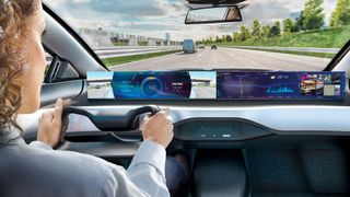 Weitgehende Einigkeit besteht bei der Frage, wie groß ein Infotainment-Bildschirm sein sollte: Die deutliche Mehrheit bevorzugt eher große Displays. (Bild: Continental)