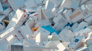 Ein neues Upcyling-Verfahren zielt darauf ab, großvolumige Polystyrolabfälle zu hochwertigen Chemikalien zu recyclen. (Bild: frei lizenziert)