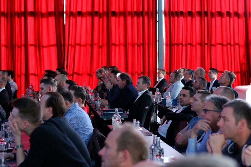 Über 200 Teilnehmer nahmen am Technologietag von Iscar in Opfikon bei Zürich teil.  (Matthias Böhm)