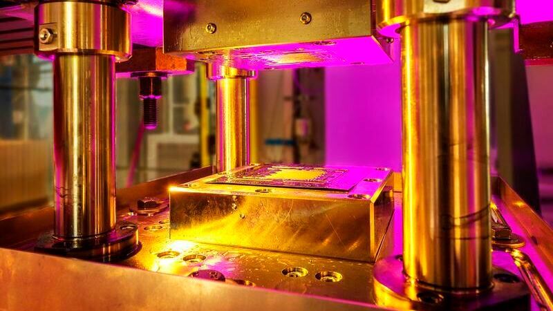 Tool for passive high-pressure sheet metal forming.(Source:  Fraunhofer IWU/ Rico Demuth)