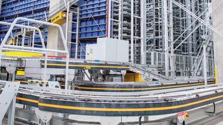 Im Advanced Regional Center (ARC) von DHL Supply Chain in Singapur werden die 72.000 Lagerplätze von 130 Shuttles bedient. (DHL)