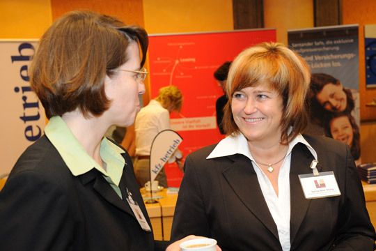 ... Dr. Karin Bayha und Sylvia Noe-Stang. (Archiv: Vogel Business Media)