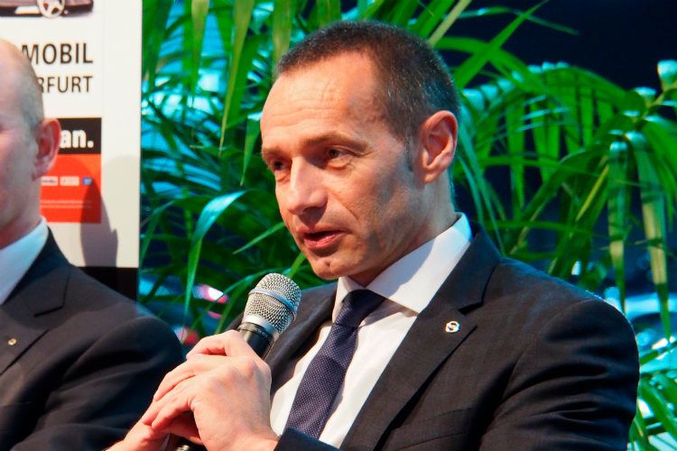 Opel-Vertriebschef Jürgen Keller ist sich sicher, dass mit zunehmender Reichweite von Elektrofahrzeugen auch die Akzeptanz der Kunden zunehmen wird. (Stephan Richter)