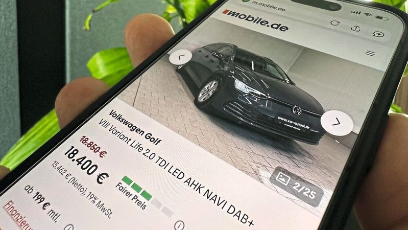 Mobile.de sieht negative Auswirkungen seiner Veränderungen in der Preisbewertung für inserierte Fahrzeuge nur bei einzelnen Händlern. Fragt man Händler, haben die in dieser Hinsicht eine andere Marktwahrnehmung. (Bild:  Achter – VCG)