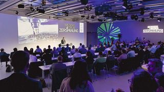 Erneut lud der MM Maschinenmarkt am 27. November zum Wissensforum Zerspanung nach Würzburg. Mehr als 110 Teilnehmer aus Forschung und Industrie besuchten die Veranstaltung. (Bild: Stefan Bausewein)