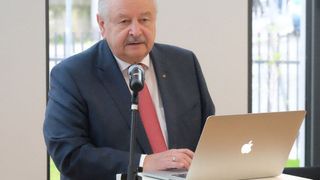 Das Kfz-Gewerbe Hessen hat gewählt: Alter und neuer Präsident ist Jürgen Karpinski. (Baeuchle / »kfz-betrieb«)