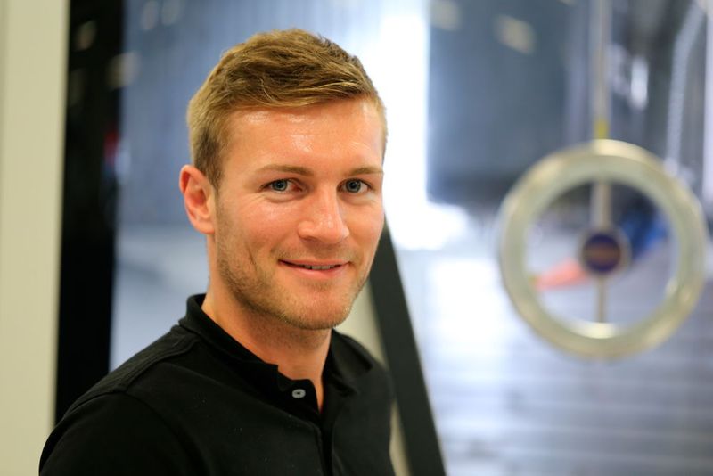 Besucher und Mapal-Entwicklungsexperten an den Fachpressetagen (Matthias Böhm)