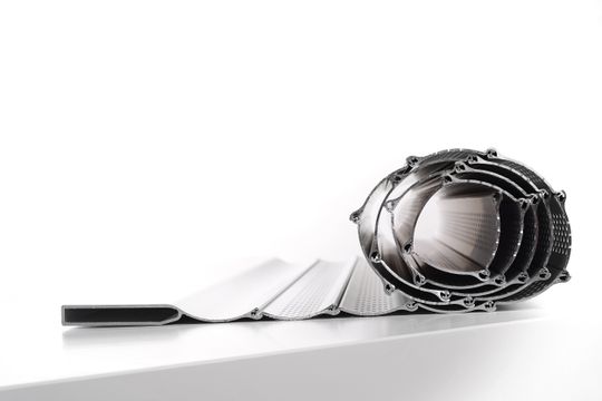 Die Verwendung von kreislauffähigem Material spielt eine Schlüsselrolle beim Verbessern der Ökobilanz eines Gebäudes. (Bild:  Schanz)