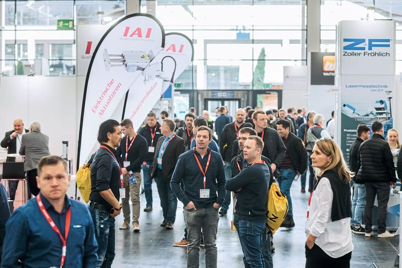 Zum zehnten Mal findet in diesem Jahr die Easyfairs in Friedrichshafen statt. Dabei hat die Fachmesse für Industrieautomation der Bodensee-Region eine beachtliche Entwicklung genommen: von ursprünglich 84 Ausstellern im Jahr auf über 350 in 2024. (Bild: Easyfairs)