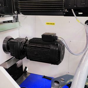 (SEW-Eurodrive/Kraft Maschinenbau)