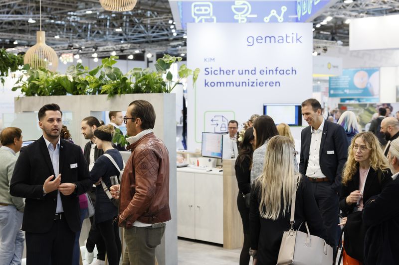 Messerundgang Halle 12 (Messe Düsseldorf, Constanze Tillmann)