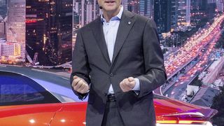 Volkswagen-Chef Herbert Diess verdiente der Auswertung zufolge im vergangenen Jahr knapp 7,9 Millionen Euro. (VW)