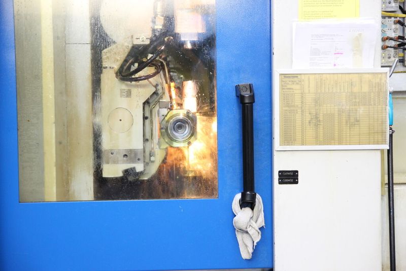 Betriebsbesichtigung Kroenert GmbH & Co. KG und ZAE Antriebssysteme (Bild: Königsreuther)