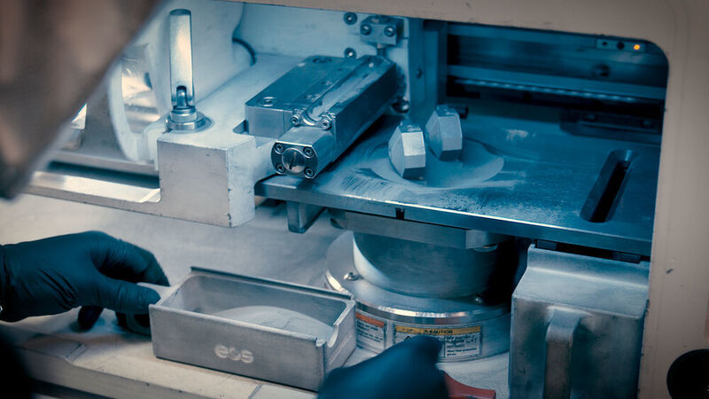 Das Thema Metallrecycling wird auch für die additive Fertigung immer bedeutender. Hier werden beispielsweise Metallpulver benötigt. (MolyWorks)