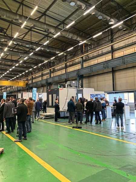 Auf den Starrag TecDays erhielten Besucher weitreichende Einblicke in neue Lösungen und deren Wirkung in beispielhaften Fertigungsprozessen. (Bild: VCG/Sonnenberg)