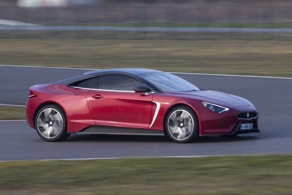 Die ersten Exemplare des elektrischen Supersportwagens Furtive eGT werden ab Ende 2013 ausgeliefert (Bild: Exagon)