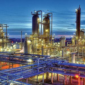 Dunkle Wolken ziehen über der Industrie auf: Die Energiekrise bedroht die Chlorchemie wie hier am Vynova-Standort Tessenderlo, Belgien.(Bild:  Vynova)