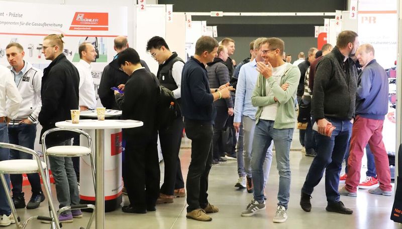 An den Ständen waren die jeweiligen regionalen Ansprechpartner vertreten und boten die Möglichkeit zu lösungsorientierten Fachgesprächen in einer professionellen und serviceorientierten Messeatmosphäre. (Bild: René Thomas / Meorga)