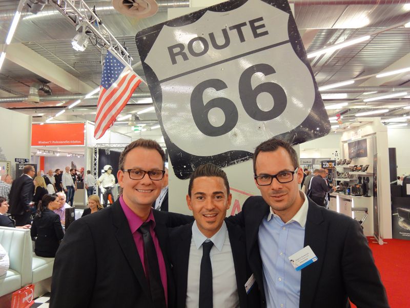 Am liebsten wären die drei jetzt auf der Route 66: v.l. Jens Greeb, MSI, Romeo Gramaglia und Dominic Schweitzer, PNY (Archiv: Vogel Business Media)