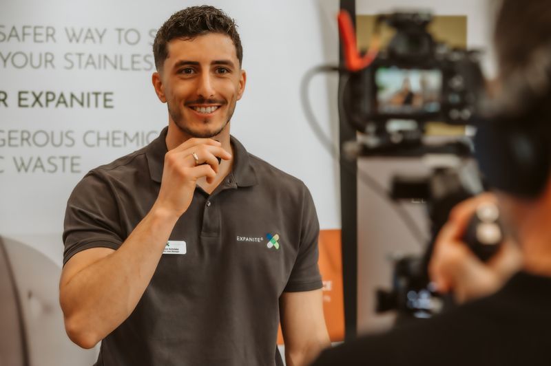 Fachexperte vom Expanite im Interview. (Bild: Camilo Amaya)