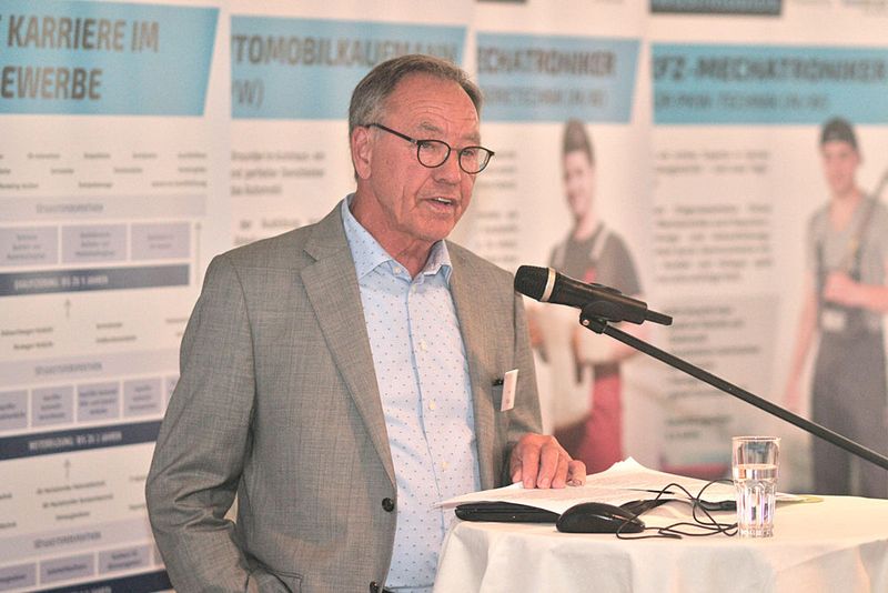 Horst Haese verkündete eine gute Entwicklung der Ausbildungszahlen. (Bild: Zietz)