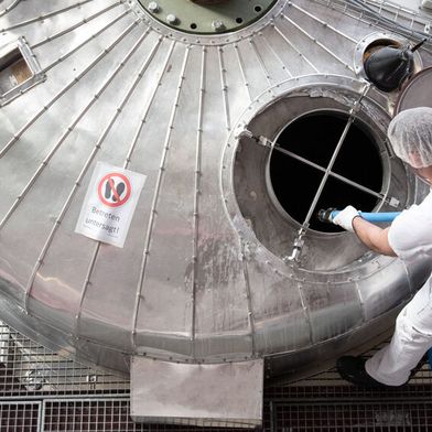 In der Biotechnologie erfordern GxP-konforme Prozesse präzise Messwerte und eine lückenlose Dokumentation. (Bild: Jungbunzlauer Ladenburg / Oliver Oettli)