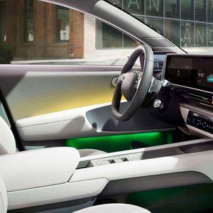 Die vorderen Sitze gibt es optional mit Relax-Funktion. (Bild:  Hyundai)