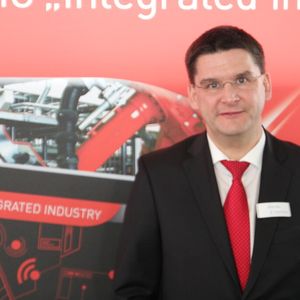 „In Sachen Oberflächentechnik befinden wir uns momentan in einer richtigen Aufbruchsstimmung“, sagt Oliver Frese, Geschäftsbereichsleiter der Hannover-Messe.