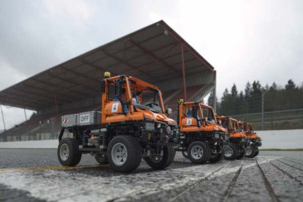 Das hat es noch nie gegeben: Ein Rennen mit Lego-Fahrzeugen in Spa-Francorchamps.  (RWTH Aachen/ika)