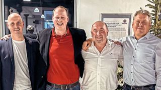 Von links: Tobias Gsell und Benjamin Reichert (beide neue Geschäftsführer Sigg & Haas) mit ihren Vorgängern Helmut Spengler und Wolfgang Löw. (Bild: AVAG)