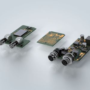 MICA ist eine modulare Plattform aus offener Hardware und Software. Im Unterschied zu Einplatinen-Computern – wie etwa Raspberry Pi – ist die Platine dreigeteilt. Eine davon kann frei bestückt werden.