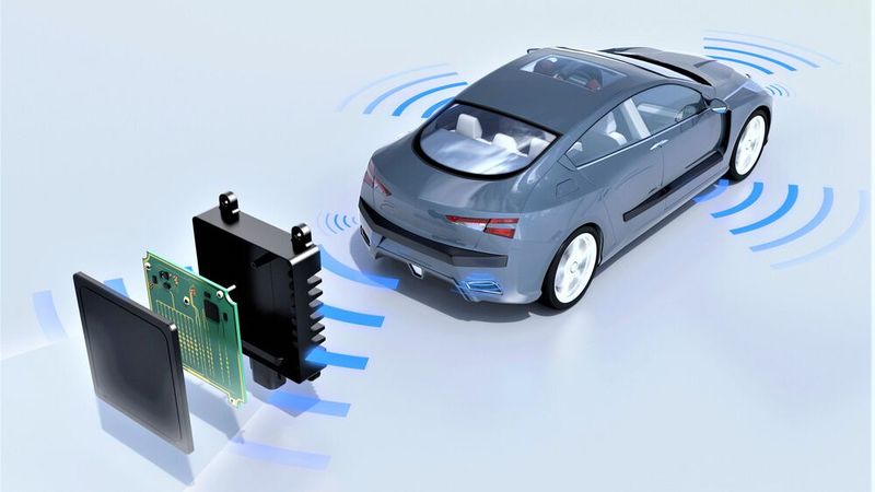 Radar-Sensoren erfassen das Umfeld von Fahrzeugen.(Bild:  BASF)
