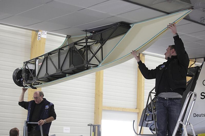 Arbeit am Prototyp der Solar Impulse (Solar Impulse)